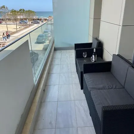 Apartament By The Sea